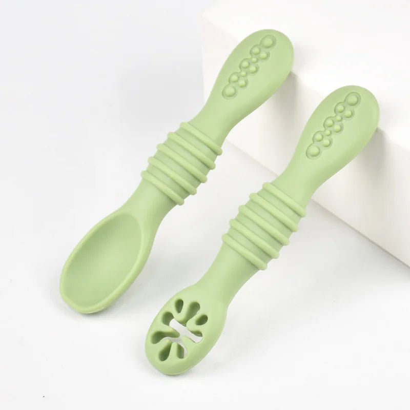 Cuillère d'apprentissage en silicone