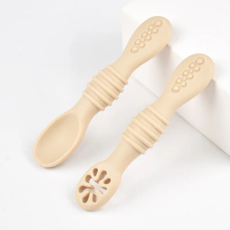 Cuillère d'apprentissage en silicone
