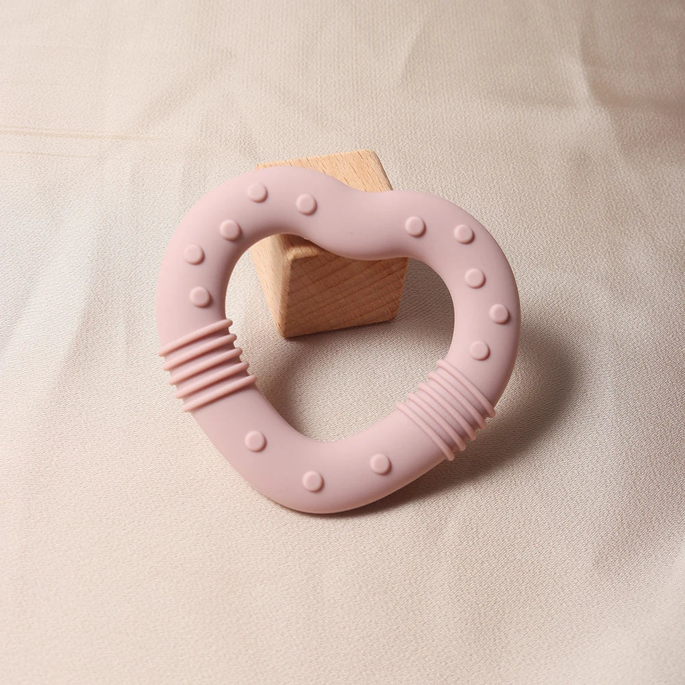 Anneau de dentition en silicone en forme de cœur & d’étoiles