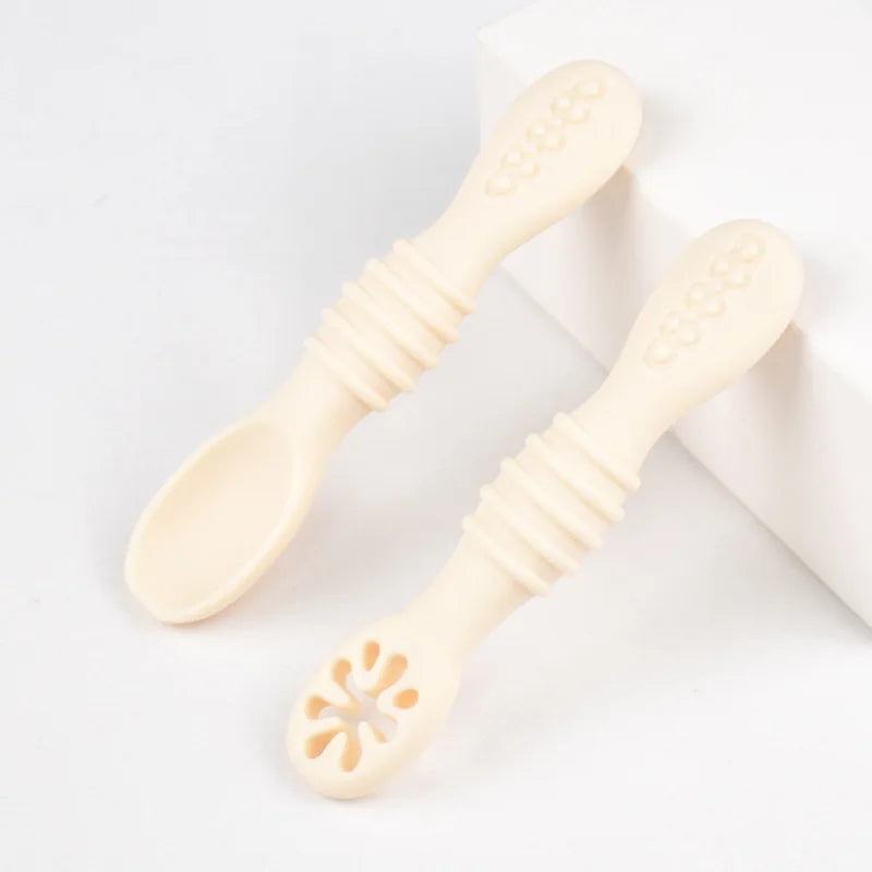 Cuillère d'apprentissage en silicone