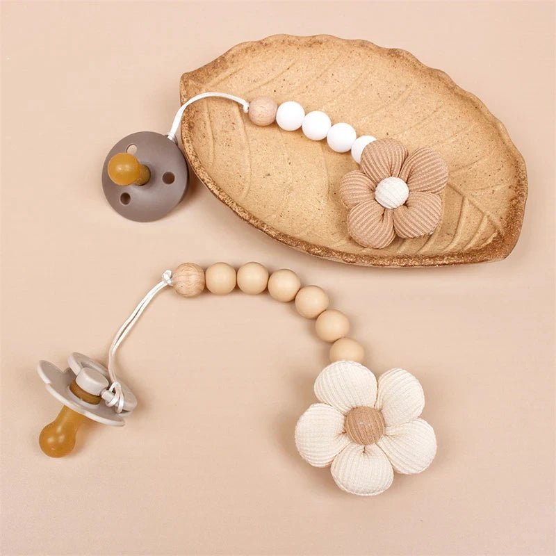 Attache-tétine en silicone en forme de fleurs
