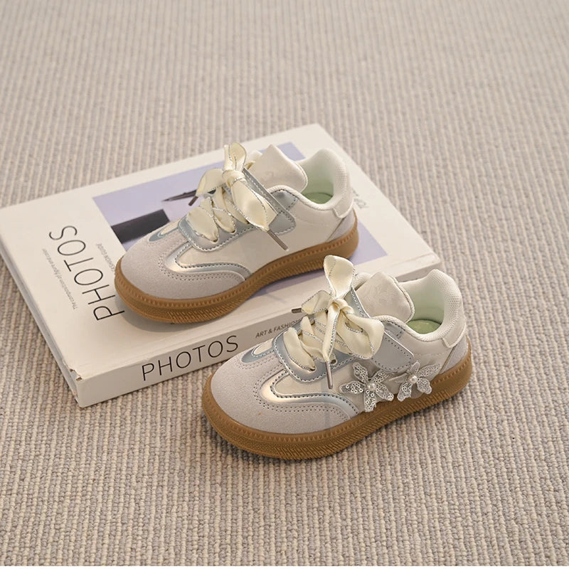 Chaussures de sport légères et confortables