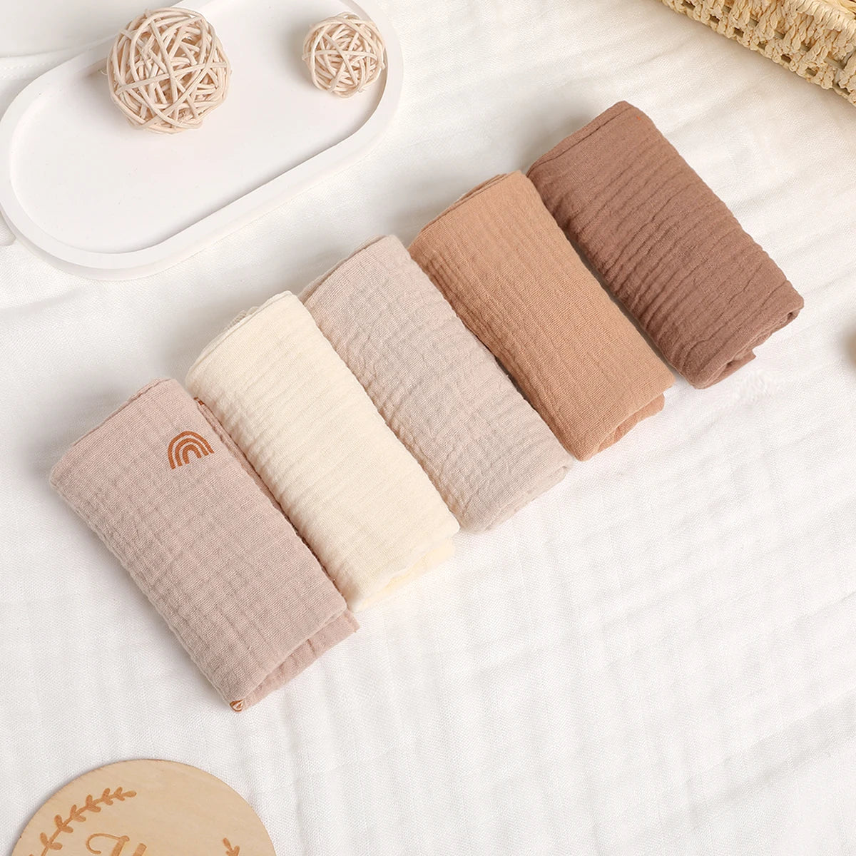Lot de 5 serviettes de toilette carrées en coton pur