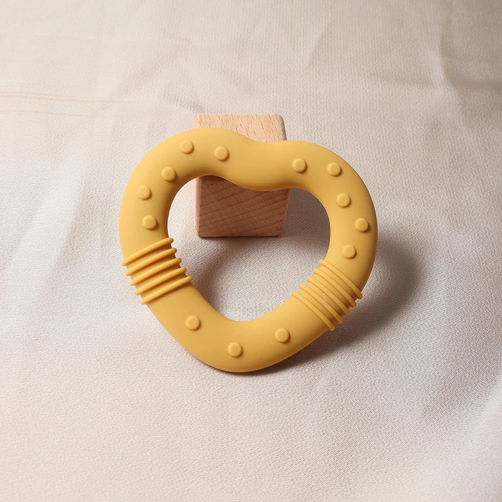 Anneau de dentition en silicone en forme de cœur & d’étoiles
