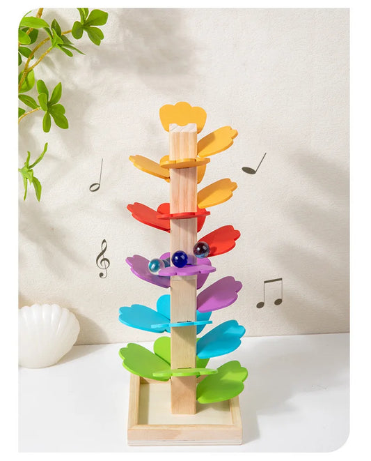 Arbre musical et piste de billes