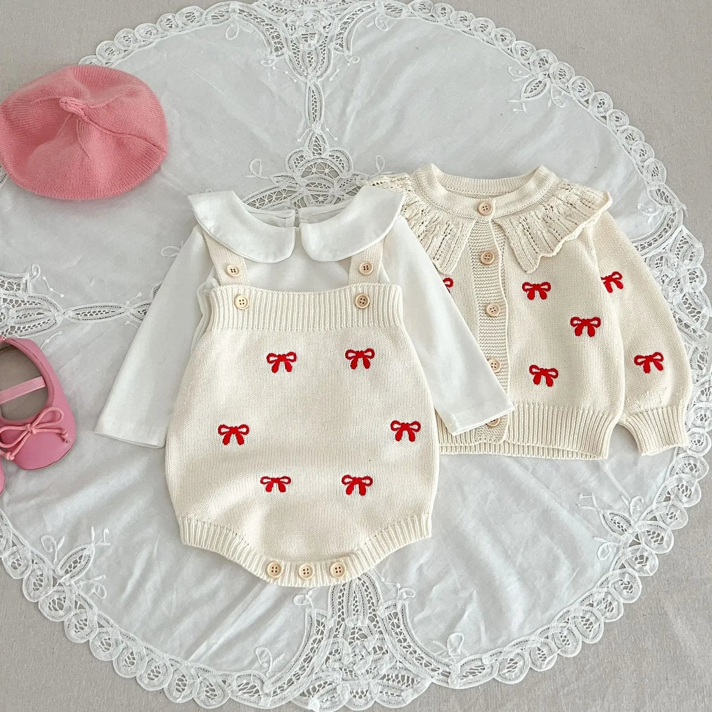 Ensemble tricoté pour fille
