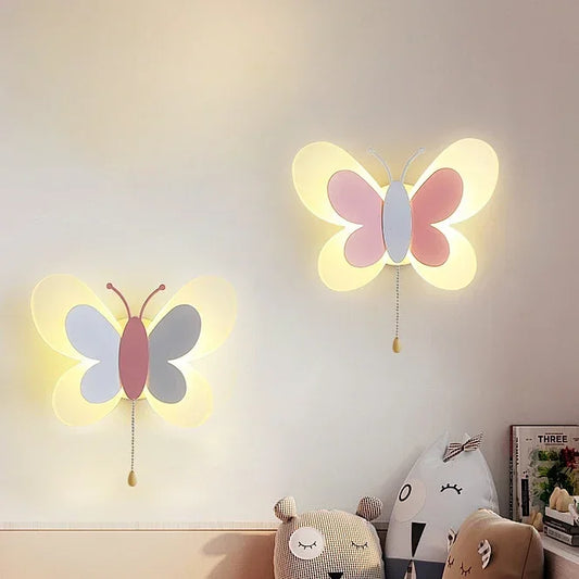 Aplique LED de mariposa para habitación infantil