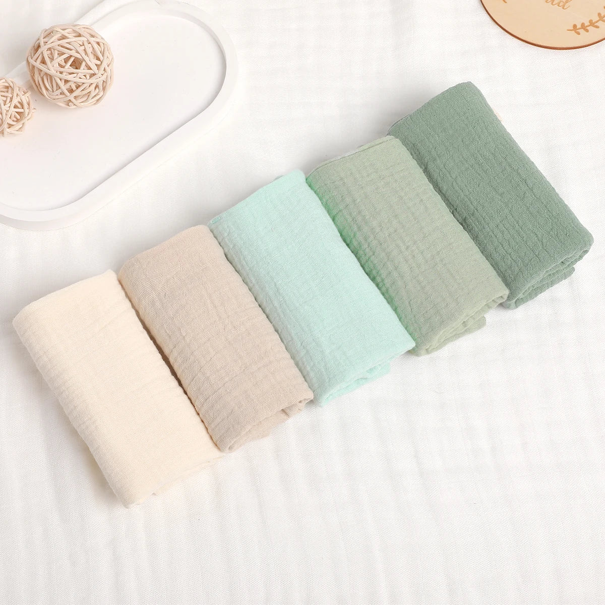 Lot de 5 serviettes de toilette carrées en coton pur